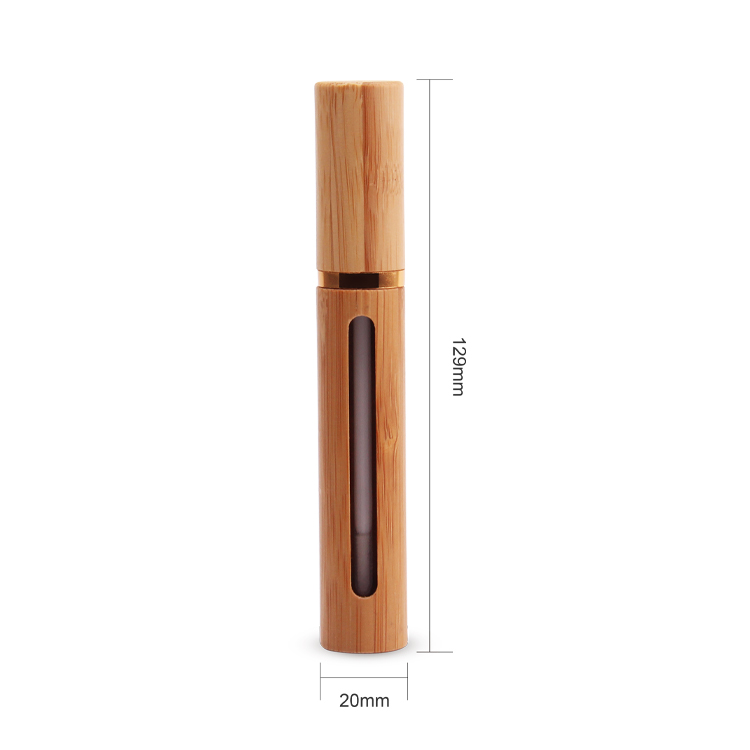 Tubo personalizado de brillo de labios con cepillo Nuevo envase cosmético Tubo de brillo de labios de 7 ml con bambú 