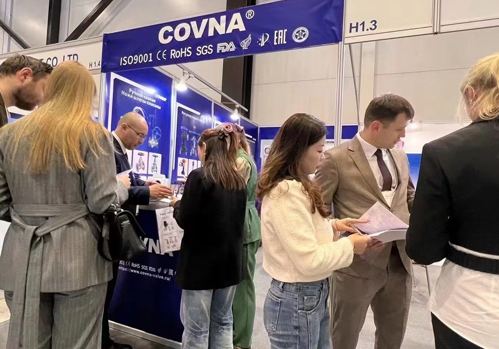 COVNA تعرض حلول الصمامات في معرض ROS GAS في سانت بطرسبرغ4