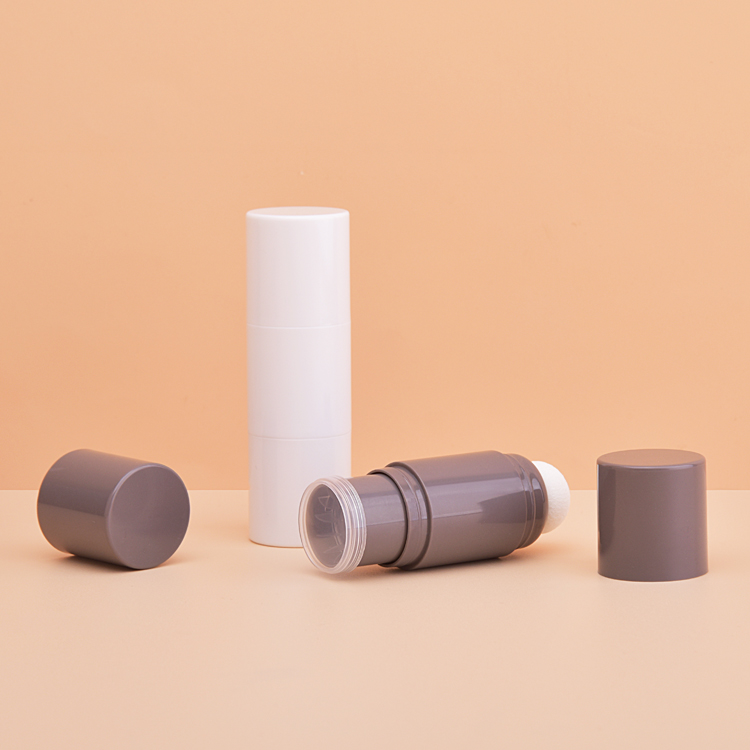 Tubo corrector redondo de dos cabezales con cabezal de cepillo de silicona