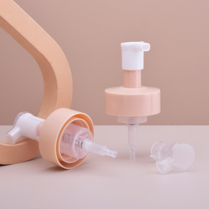 40/410 42/410 Pompe à mousse à double fermeture pour soins de la peau avec clip