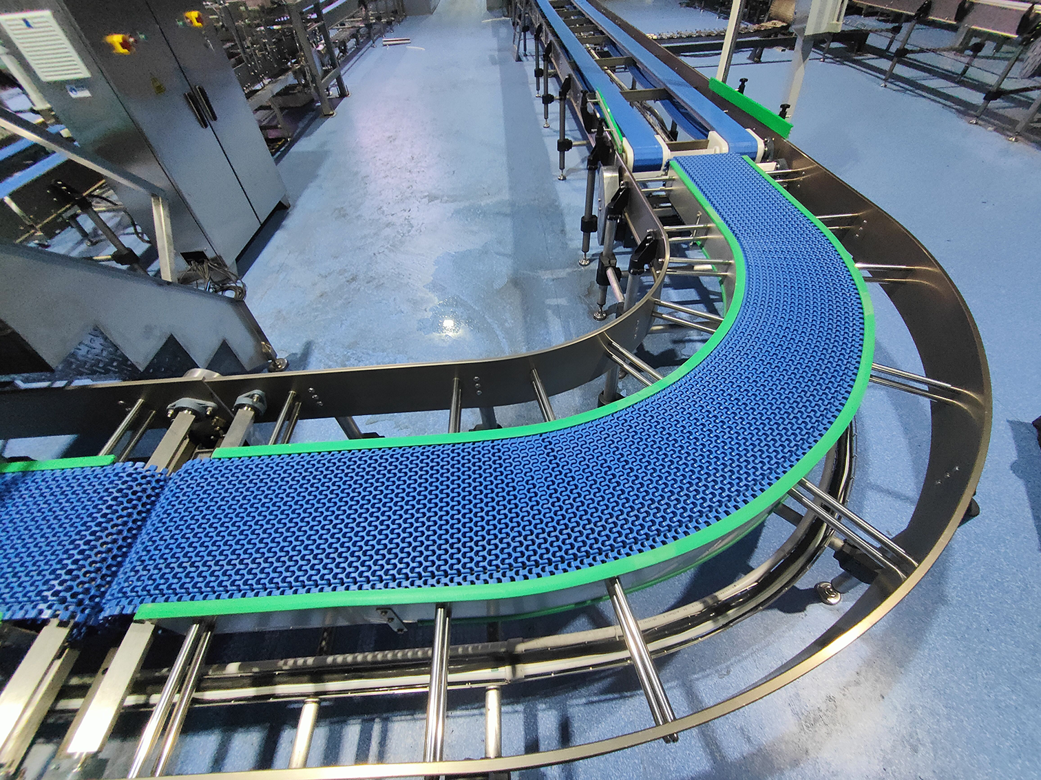 turning conveyors