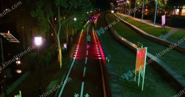 أضواء الممشى الذكية