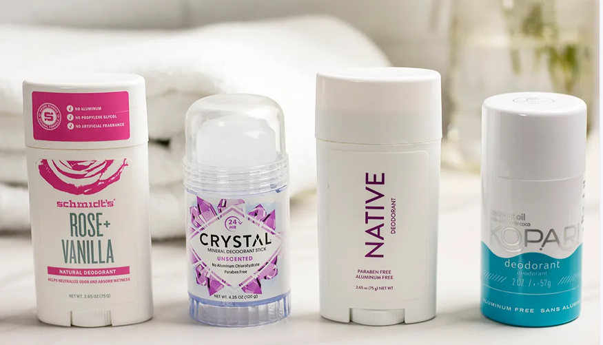 Processo di produzione delle bottiglie di deodorante 