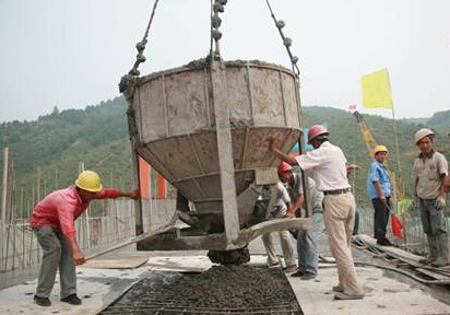 Grinding aid and grinding process