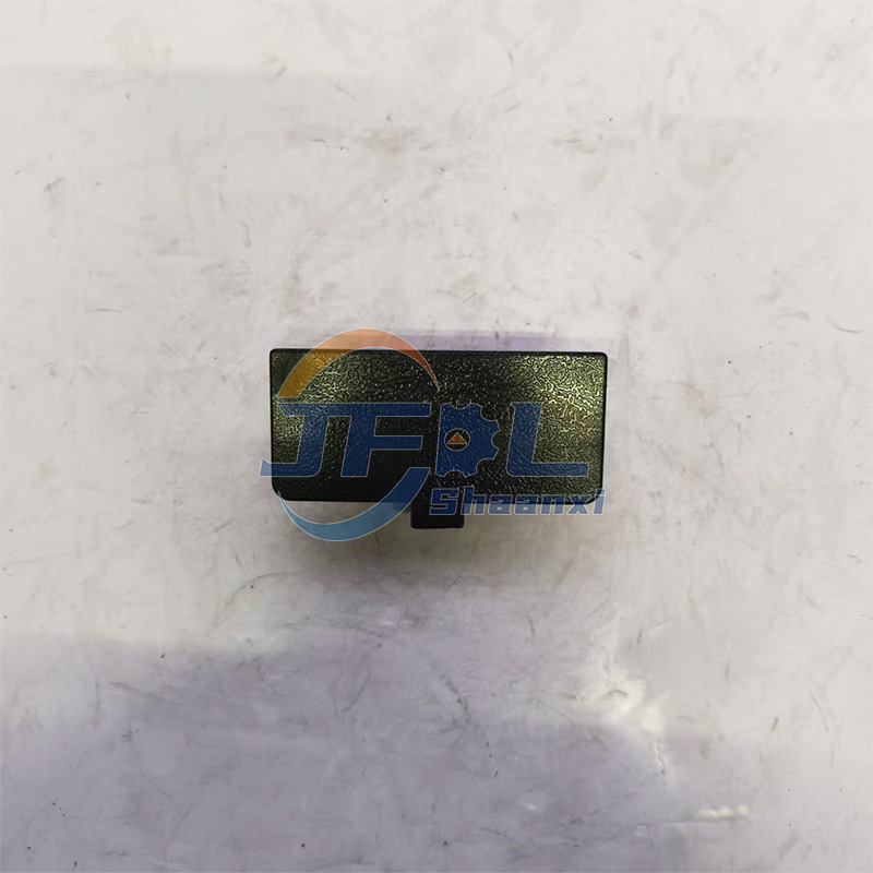 DZ 14251610840高架箱扣子4