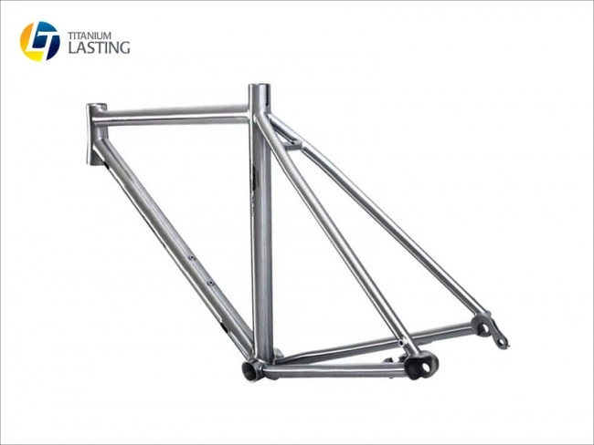 Tubo per bicicletta in titanio