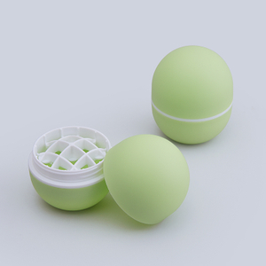 PP Único Verde Empacotamento Vazio Plástico Twist Up Deodorant Stick Container Lip Balm Tube