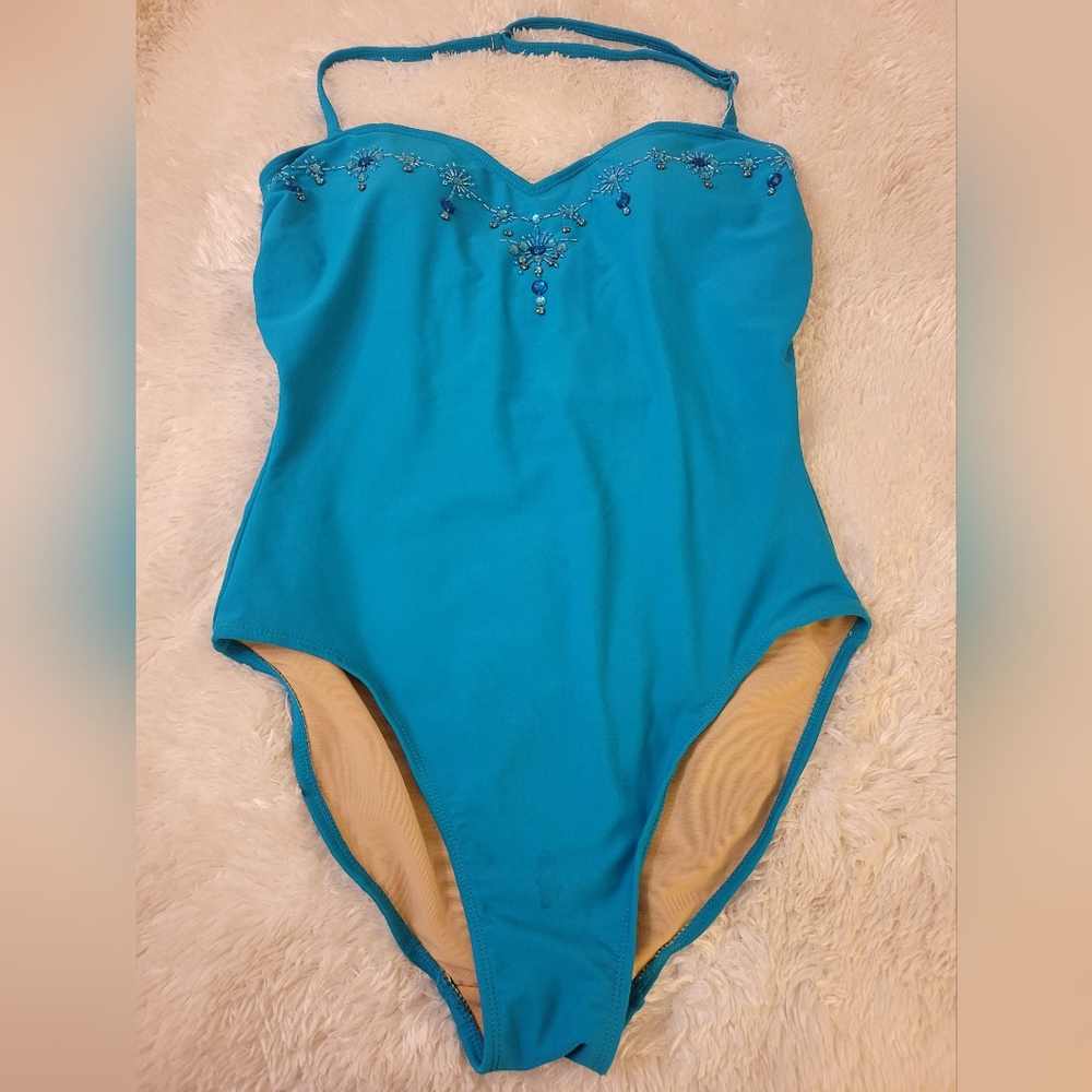 Πού να αγοράσω μαγιό Shape Fx;