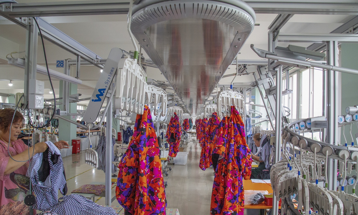 ʻO 10 mau hale lole ʻauʻau kiʻekiʻe ma Kina no nā lawelawe OEM