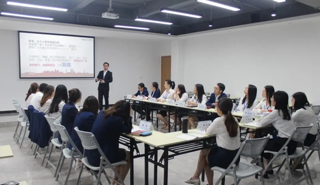COVNA 2019 Sales & Operations Review Meeting (3) Mesyuarat Semakan Jualan & Operasi COVNA 2019 (3)