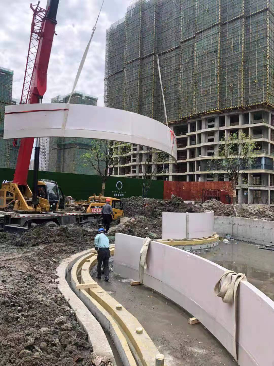 Ufungaji wa ukuta wa bwawa la kuogelea la Acrylic - LEYU ACRYLIC