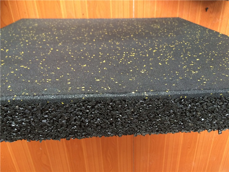 Rajoles de cautx&uacute; EPDM de grau NProfessional
