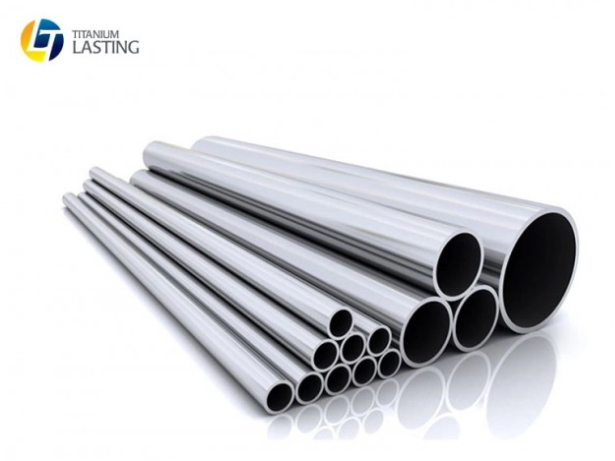 Tubo sem emenda de tit&acirc;nio ASTM B338