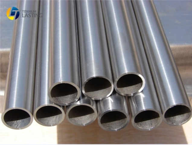 Tubo o tubo in titanio