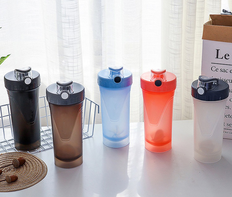 Plastic Shaker Cup