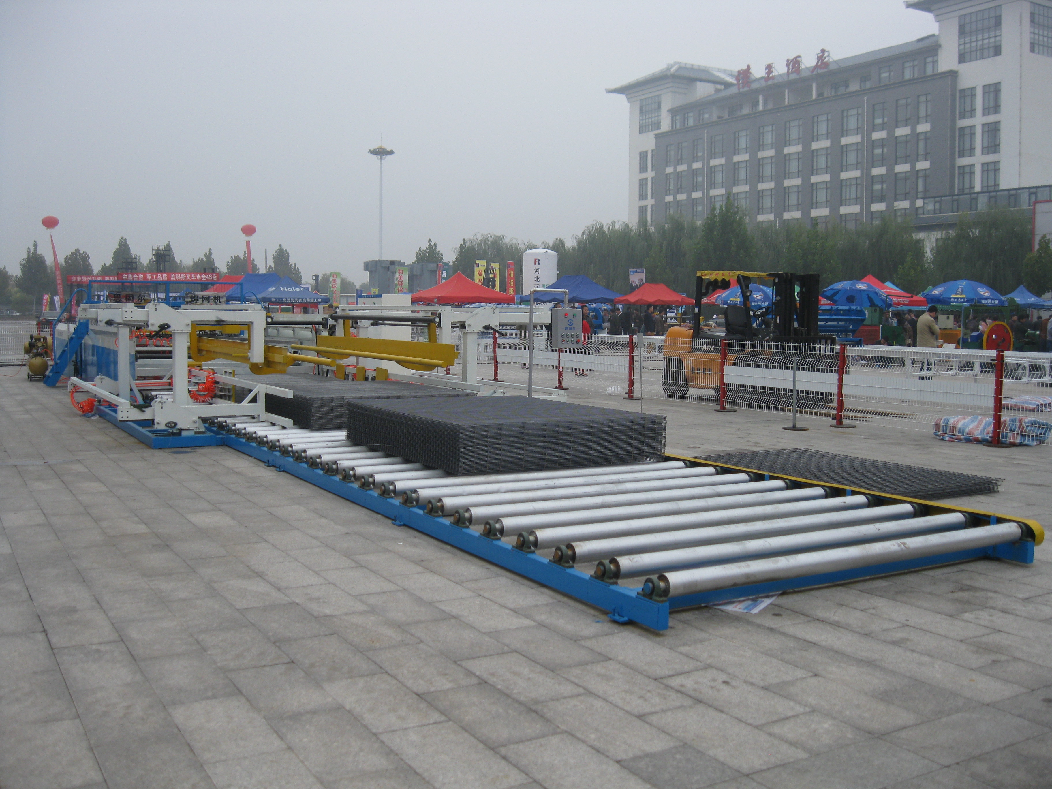 fully auto wire mesh welding machine