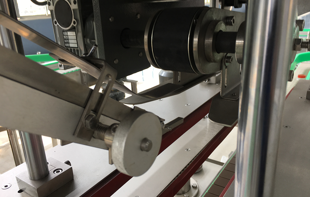 ceinture de machine de capsulage sous pression