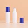 Botella redonda de rodillo de crema para ojos de tamaño pequeño con bola de rodillo