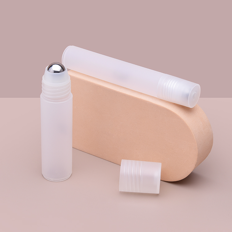 Plastic Roll on Bottle with Stainless Steel Ball, 5ml Small Roll on Bottle, Small Empty Roll on Perfume Bottle, Skin Care 5ml Eye Cream Roller Bottle