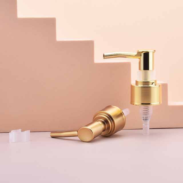 Golden Color 24/400 Treatment Pump, Matel Cleansing Oil Pump for Cleansing Oil Pump Bottle, Clip Lock Makeup Remover Oil Pump