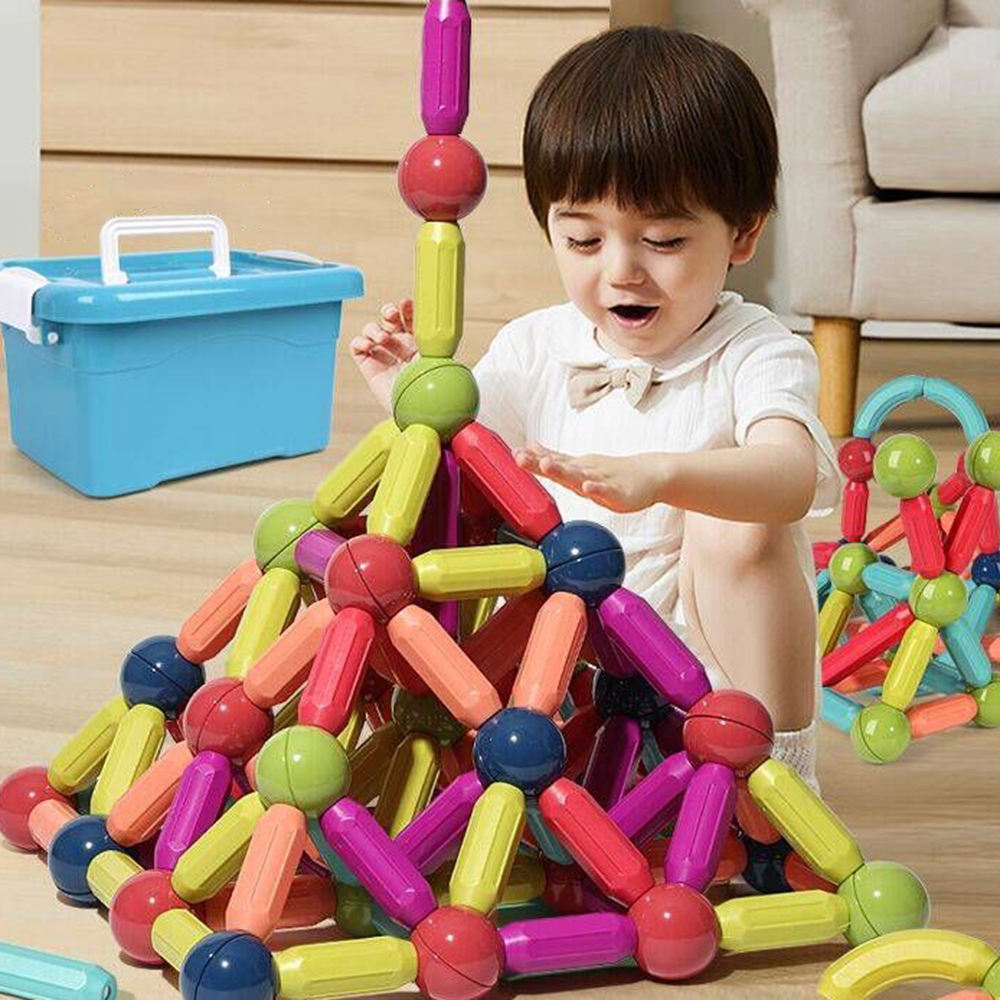  Why is it said that building blocks are one of the most exercise children's brain toys?
