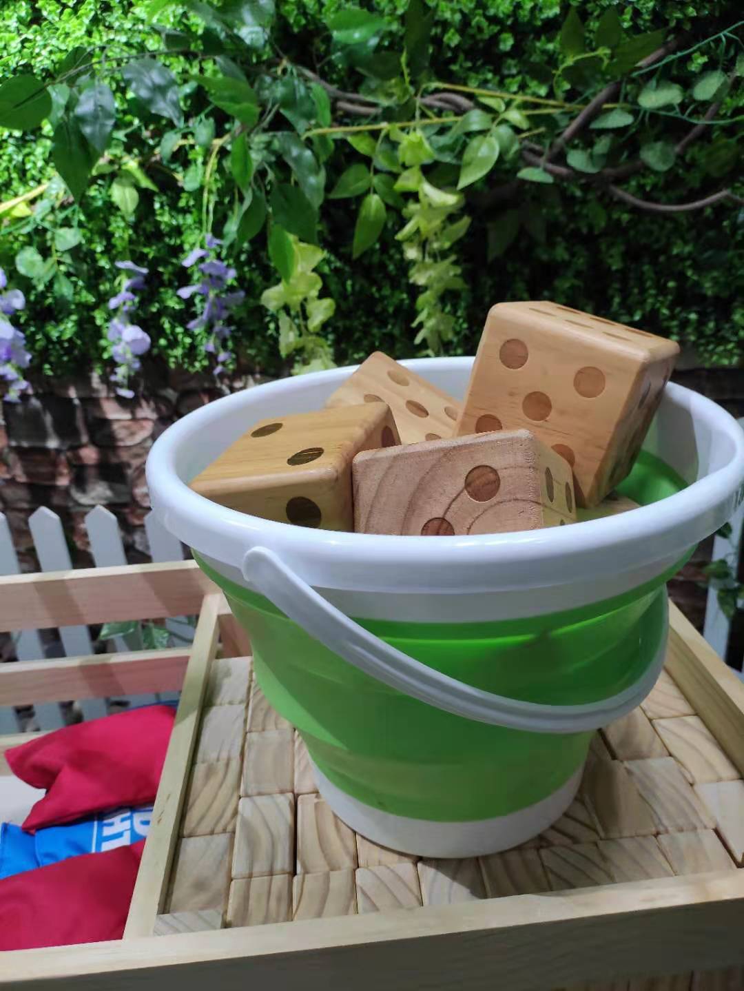 Wooden Wagon Game Center Including Many Outdoor Game Cornhole, Washers,tumbling Tower ,Yard Dice And Pong 