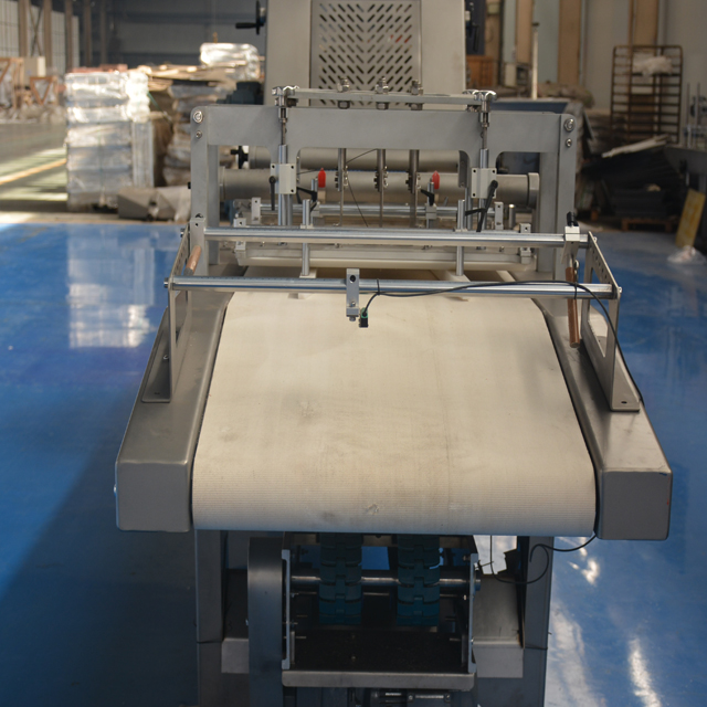 Industrial Toast Moulder