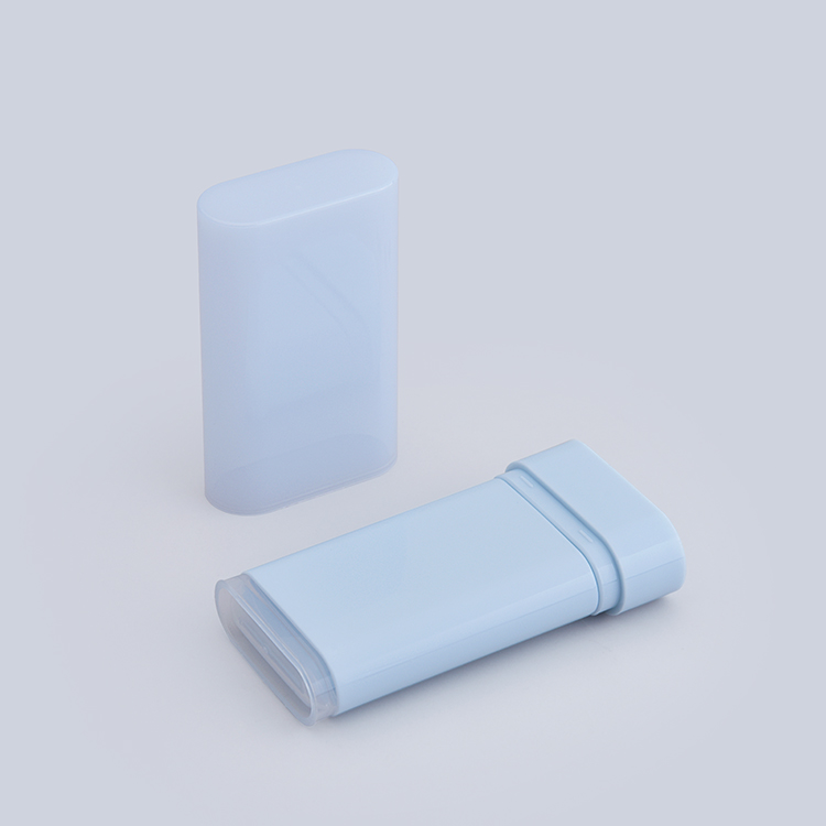 Botella Para El Cuidado De La Piel De Palo Protector Solar Oval De Fábrica 19g, Recipiente De Desodorante Relleno En Fondo Azul 19g