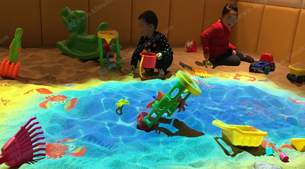 الشاطئ الرملي التفاعلي