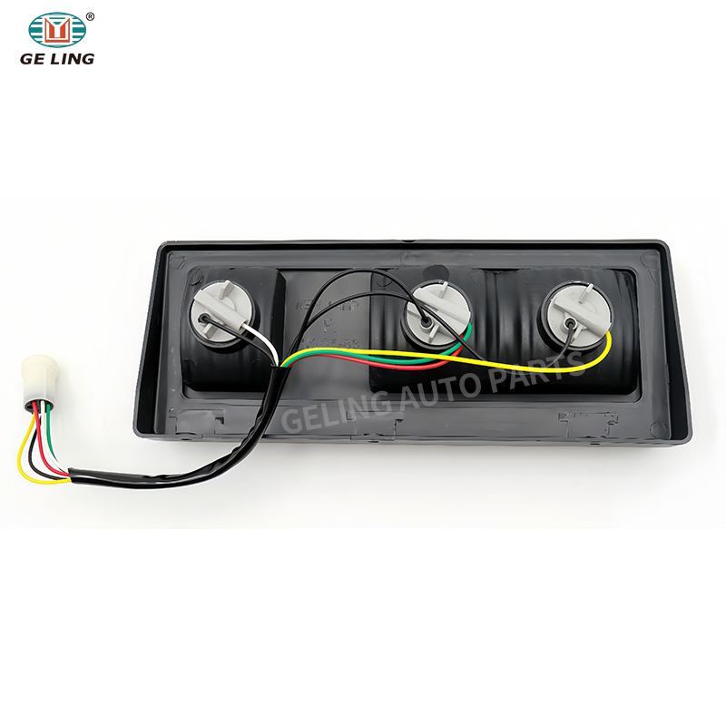 Fanale posteriore Fuso Canter