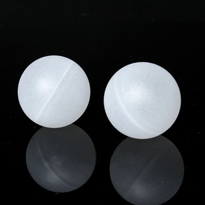 Bolas de plástico huecas Proveedores Venta al por mayor de alta calidad 15 mm 17 mm 20 mm 25 mm 25,2 mm 35,56 mm 37 mm Blanco PP PE GPPS Bolas de plástico huecas de plástico para rollo de aceite esencial en botella