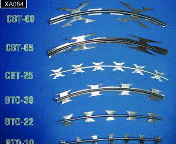 CBT65 BTO22 CBT60 Concertina Coil Fencing