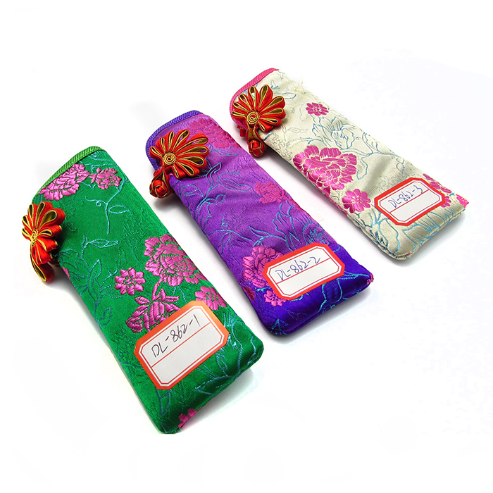 Chinese style glasses case for reading glass with national flowers made of cloth 