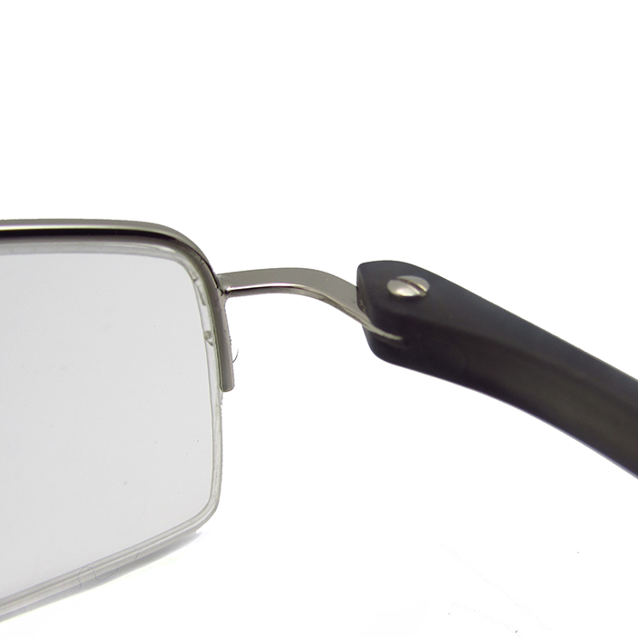 Metal reading glasses