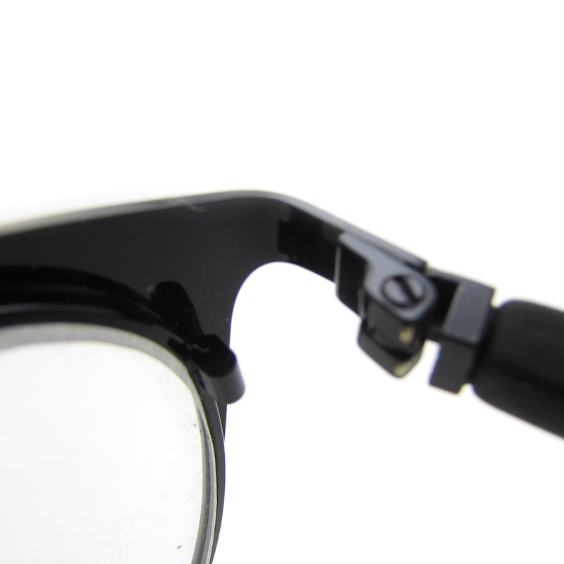 Metal reading glasses
