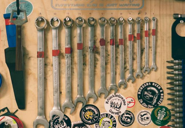 あなたはあなたのオートバイを修理するためにどのようなツールが必要ですか？