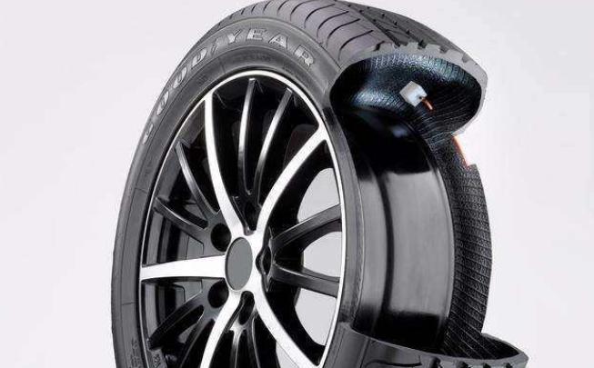 オートバイのタイヤ圧力を適切にチェックする方法は？