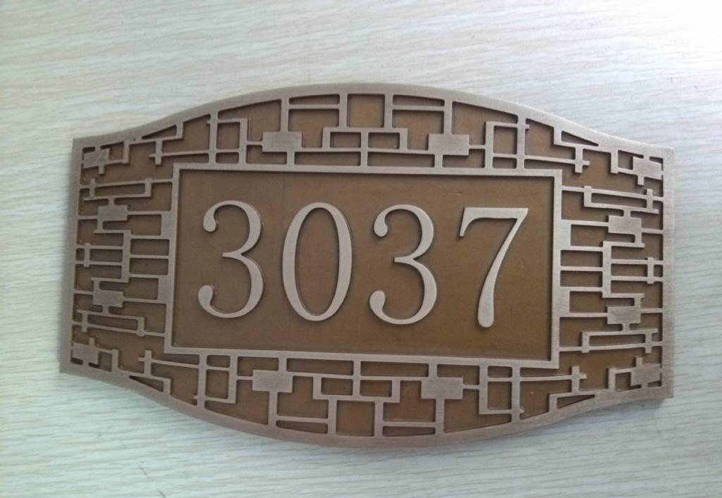 22-1- wrought iron house numbers and letters