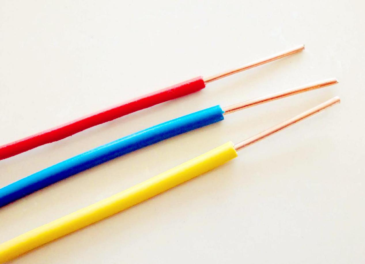 How does electricity actually hurt people?