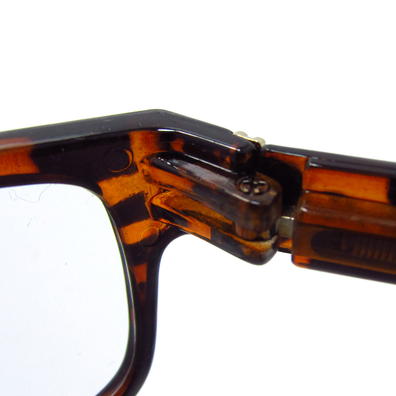 Discount PC magnifying glass for reading