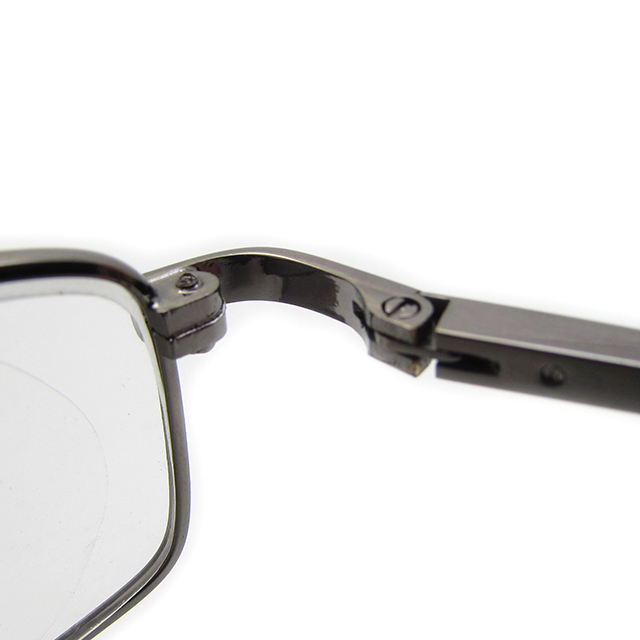 Metal reading glasses