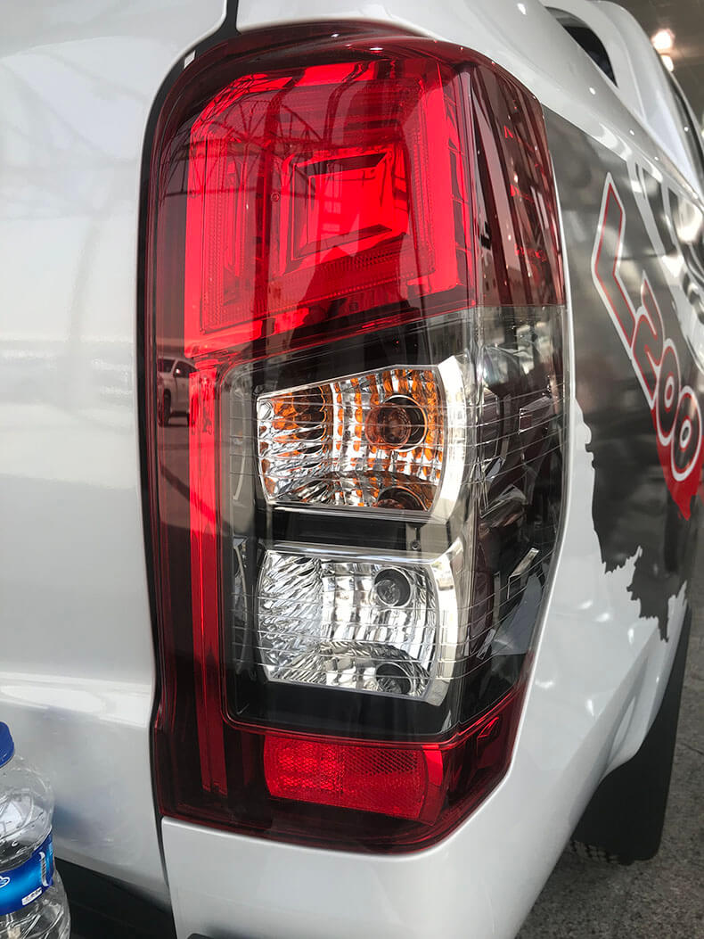 KX-C-049-2 2019 L200 TAIL LAMP LOW CLASS