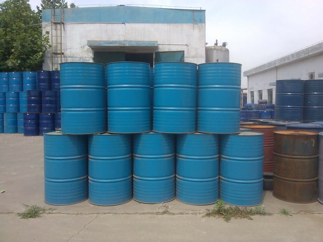 Adaptability of Triethanolamine to Cement and PCE