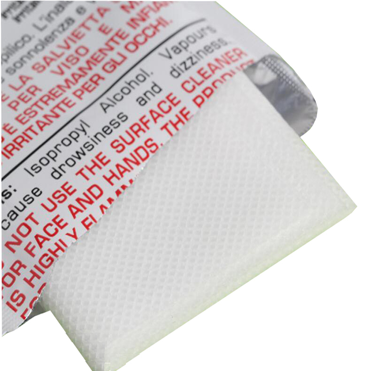 lens cleaning wipes