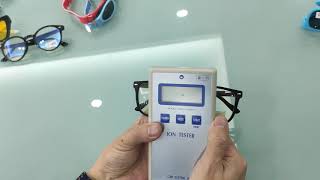 Negative oxygen ion reading glasses