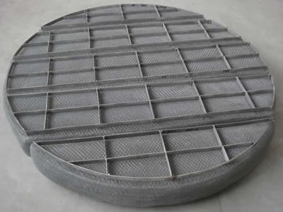 Knitted wire mesh fabric can be used as mist eliminator to remove droplets.