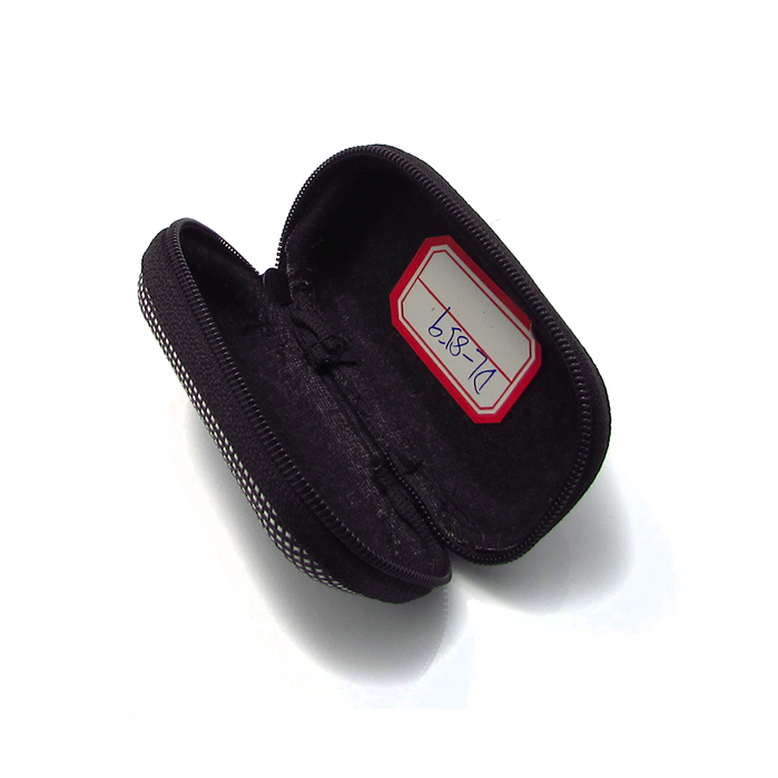 Mini Glasses Case Folding Eyeglass Pouch Creative Eyewear Protector Zipper Style