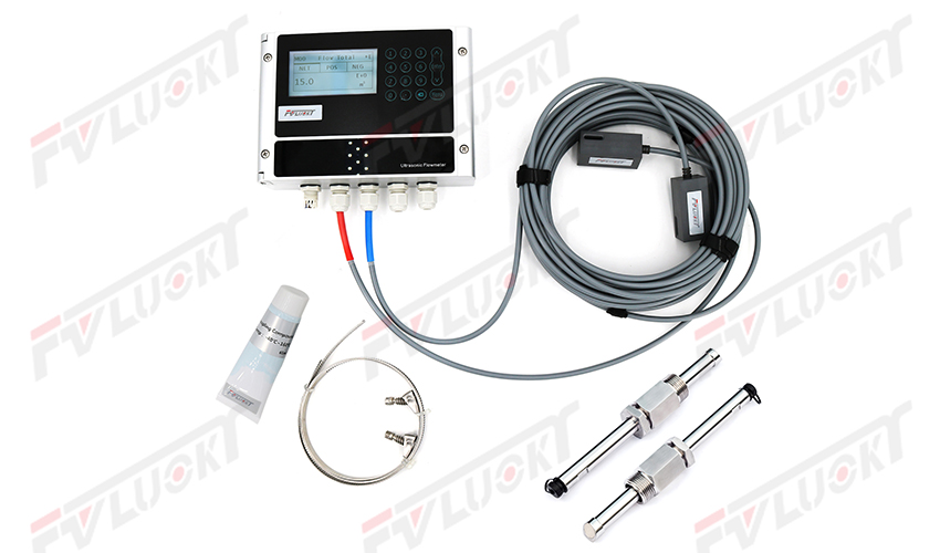 LCD-Dislay-304-stipleel-Housing-FUF10-Series-ultrasonic-Flowmeter