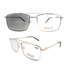 Photochromic bifocal reading glasses
