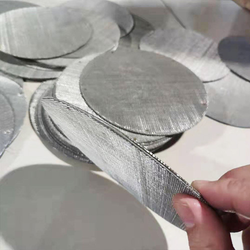 Sintered mesh filter